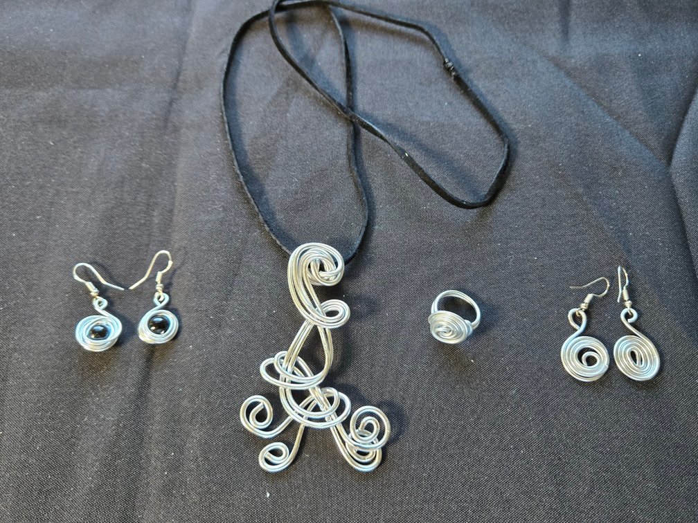 Lot of Artisan Crafted Aluminum Spiral Jewelry-Gar