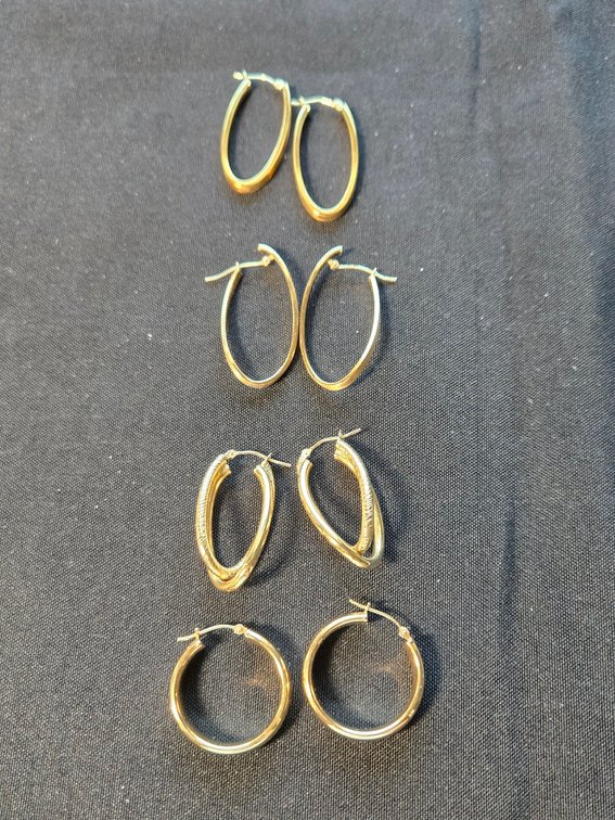 14 Kt YG Earrings-Gar