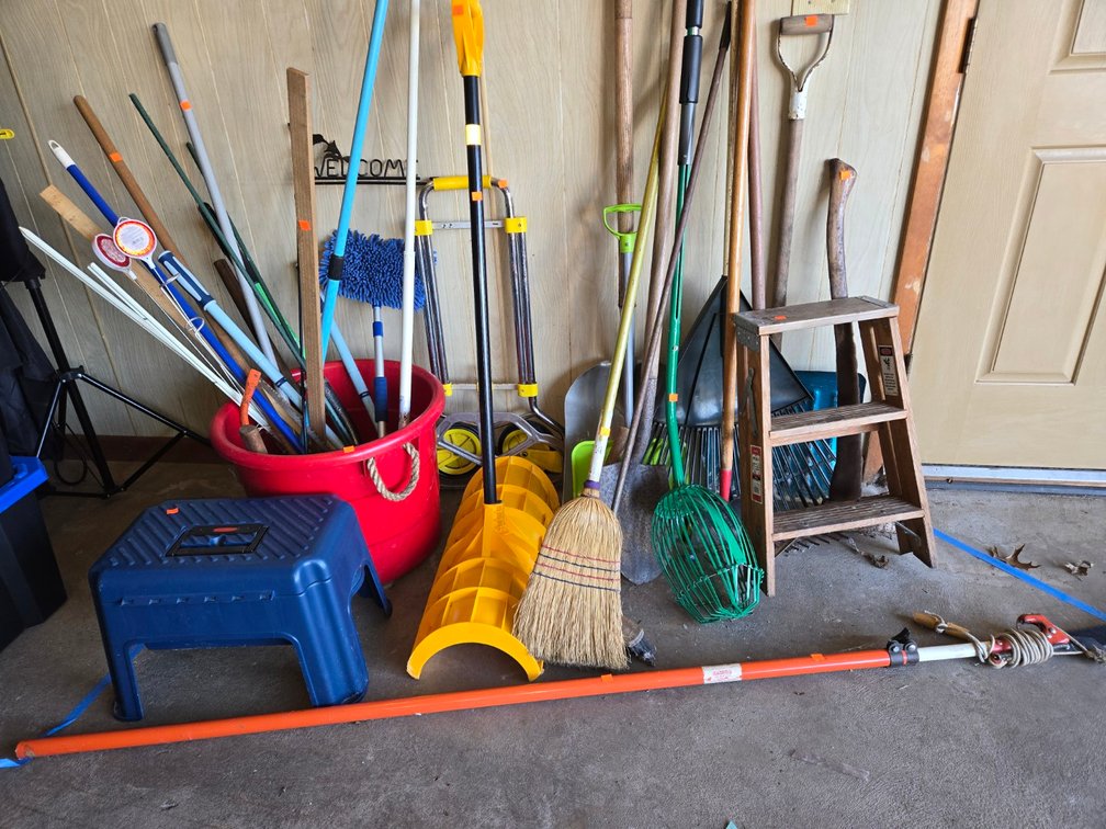Long Handled Yard Tools-Gar