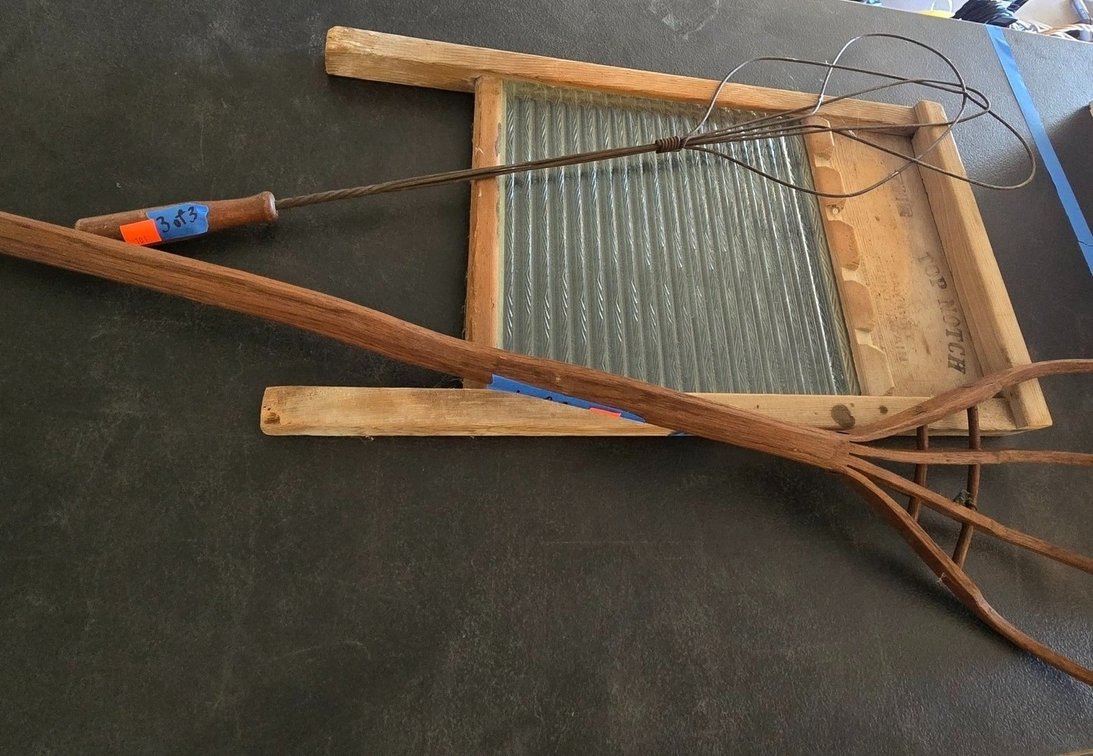 (3) Pcs Primitive Decorative Wares-Gar