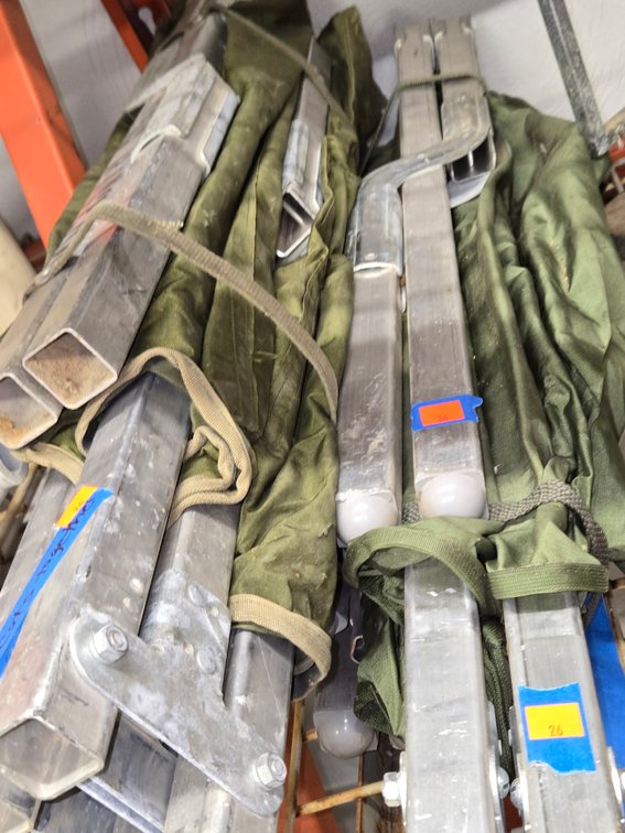 Army Cots-Light Rm