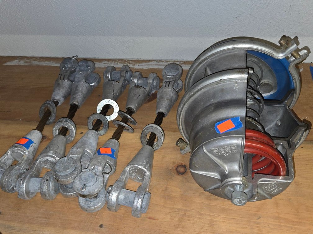 Wire Rope Assemblies-Light Rm