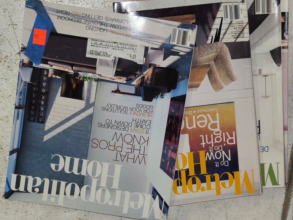 Lot of Old Magazines-Light Rm