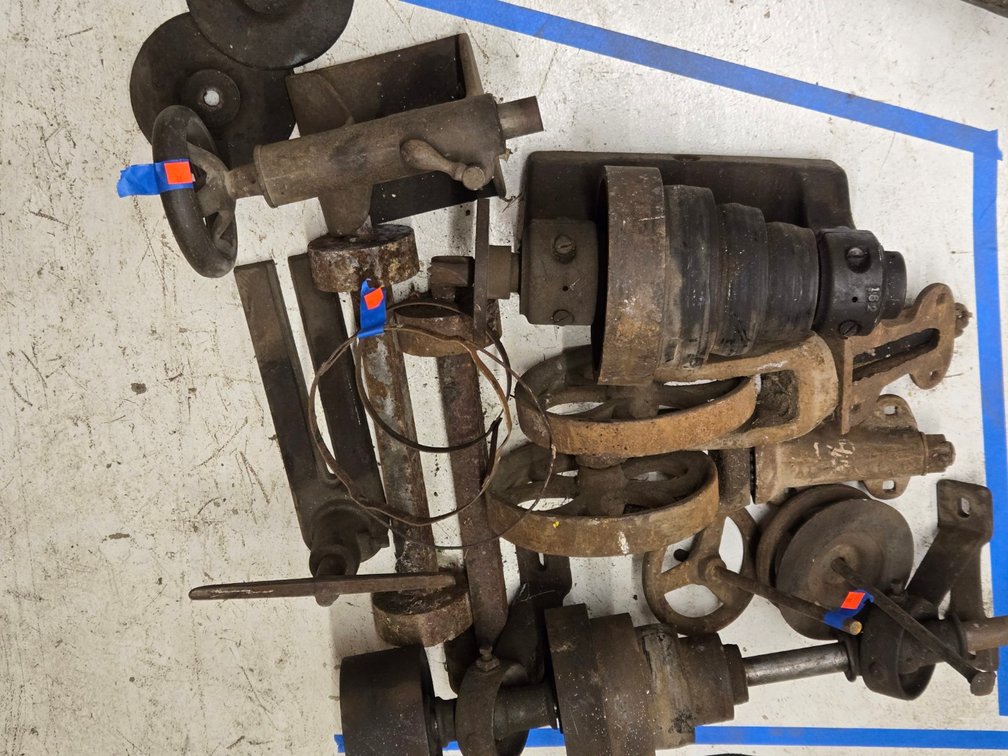 Ass't of Vintage Pulleys, Steel Wheels-Light Rm
