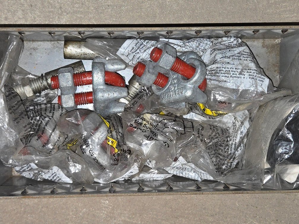 Box of 5/8 Cable Clamps-Well Rm