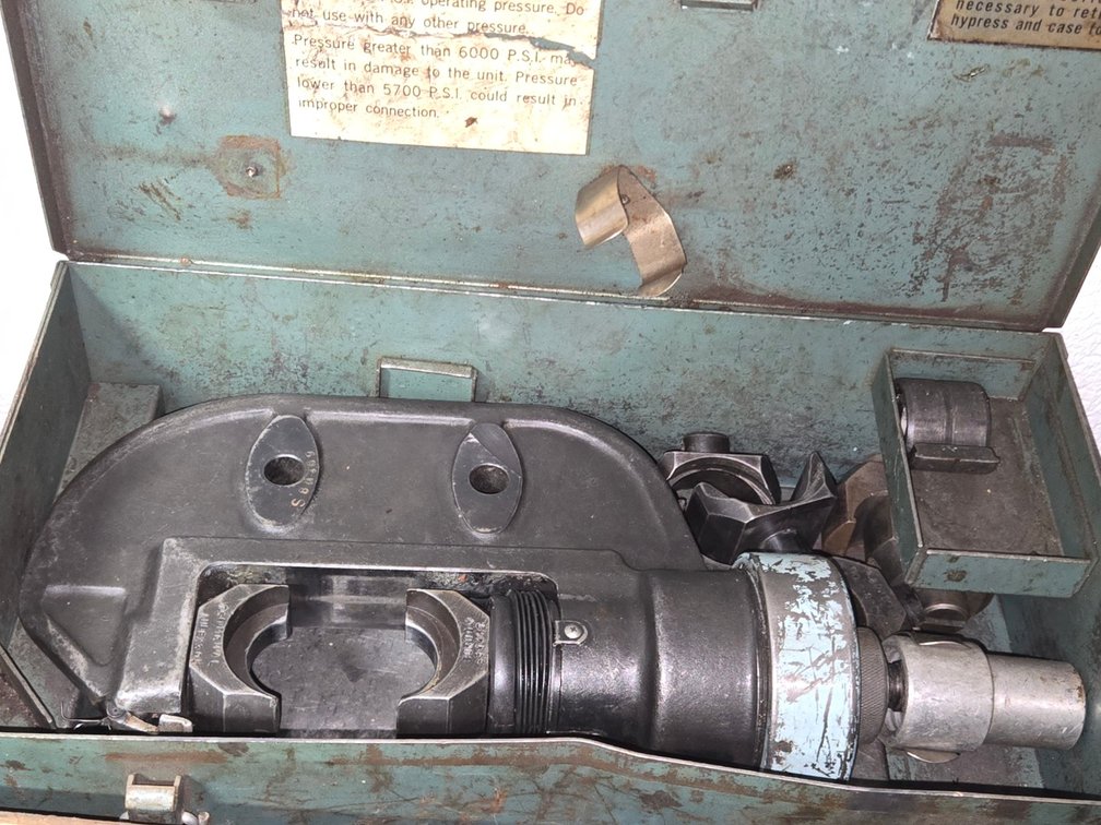 Burndy Hydraulic Clamp Y45 w/Dies-Well Rm