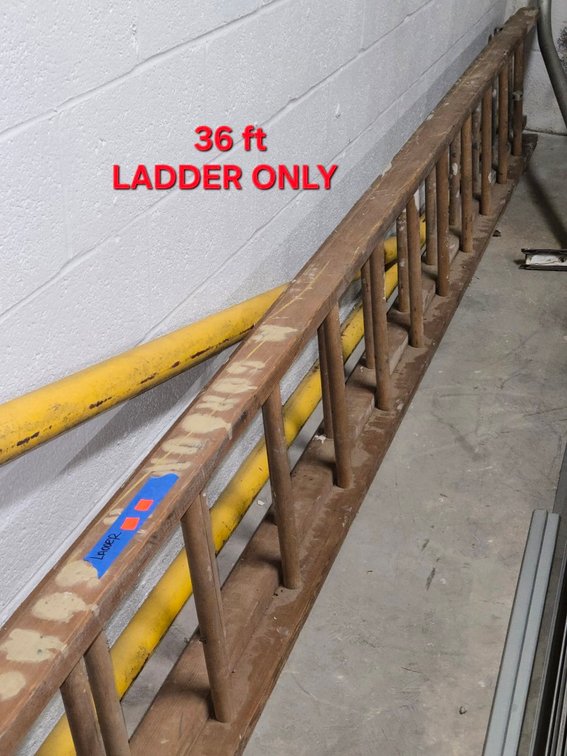 Wooden Extension Ladder-Well Rm