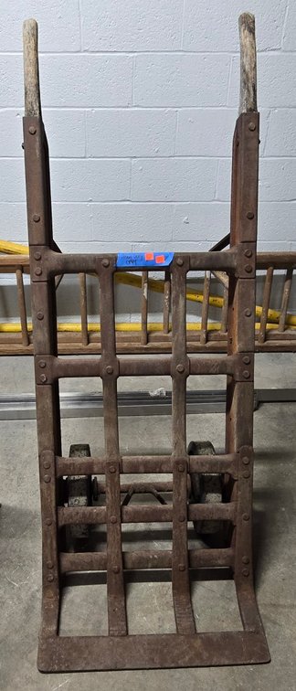 Heavy Duty Grain Cart-Well Rm