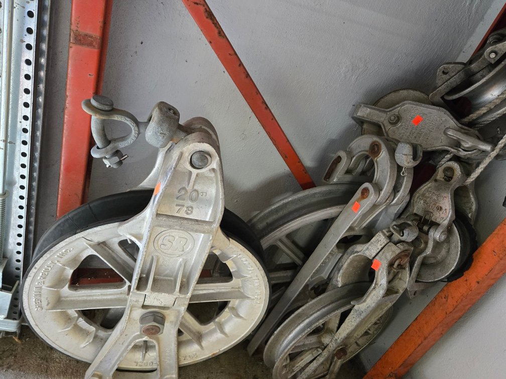 Large Wire Shivs - Garage
