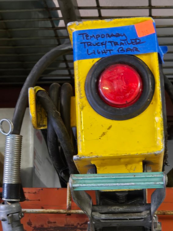 Temporary Truck/Trailer Light Bar - Garage