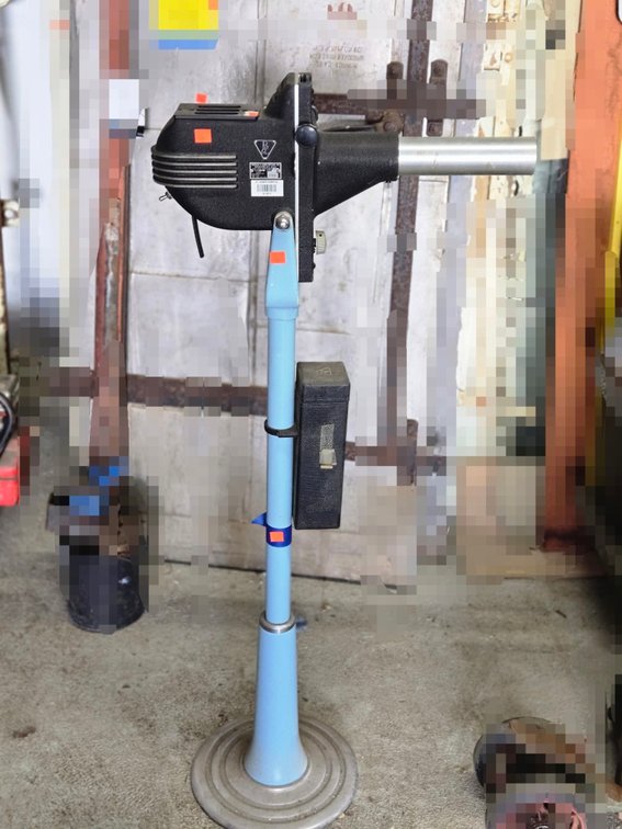 B&L Optical Testing Device - Garage