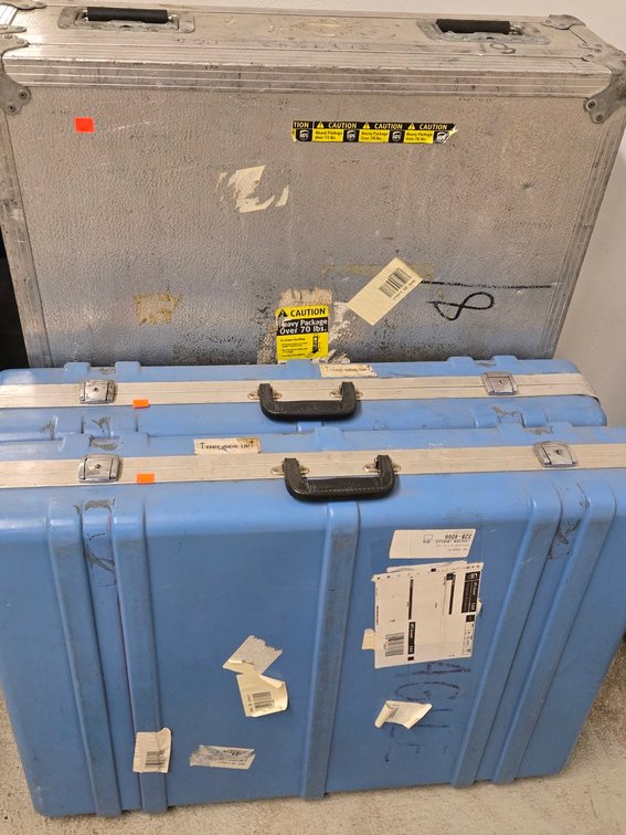 (3) Cases with Skyline Exhibit/Booth Displays - Gar