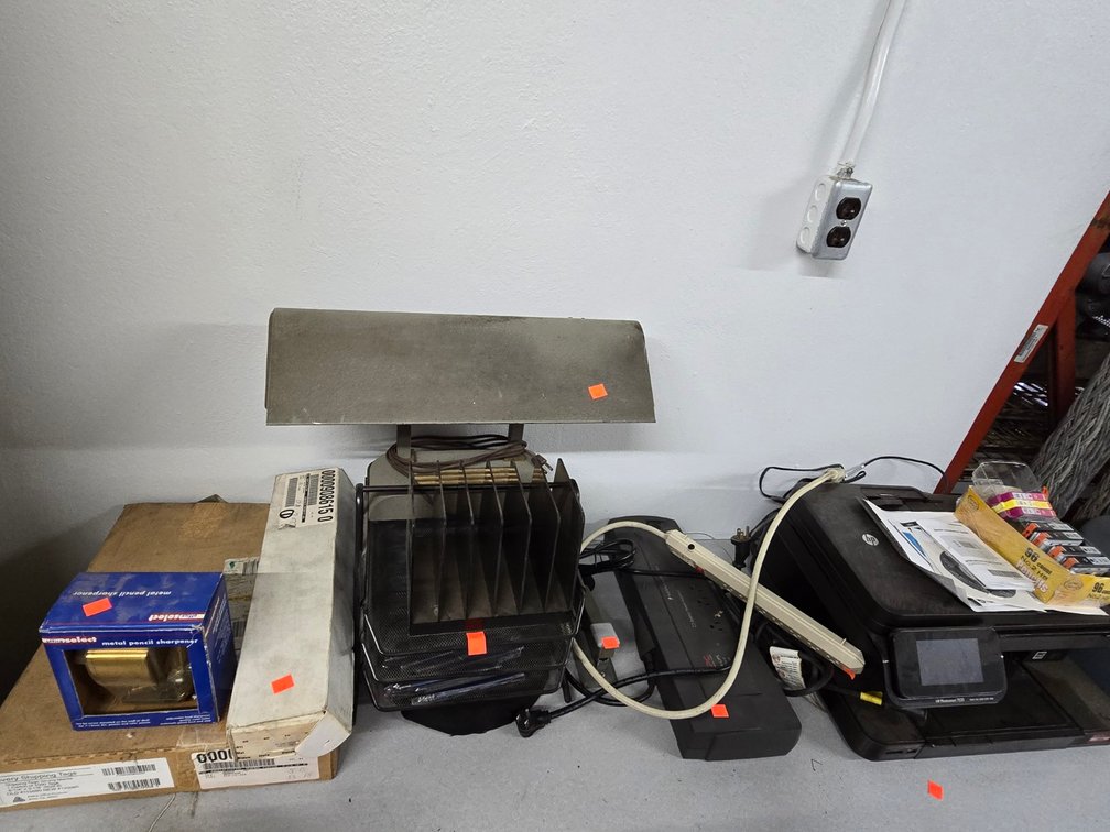 Desk Accessories & Supplies - Garage