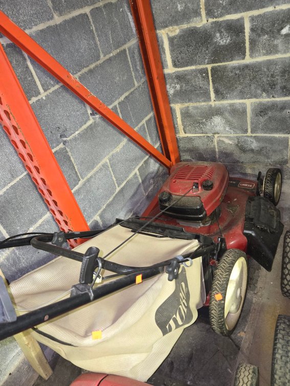 Toro Mower with Bagger-Central Rm