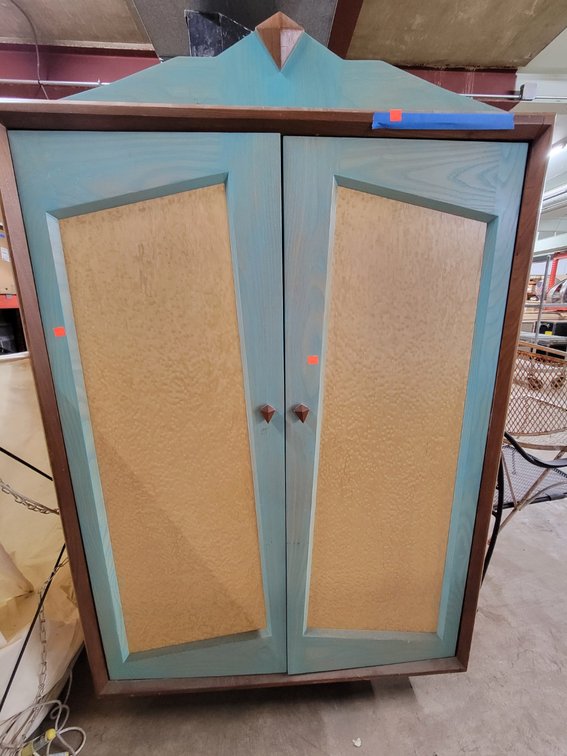 Contemp. Art Deco-Style 2-Door Entertainment Ctr-Central Rm