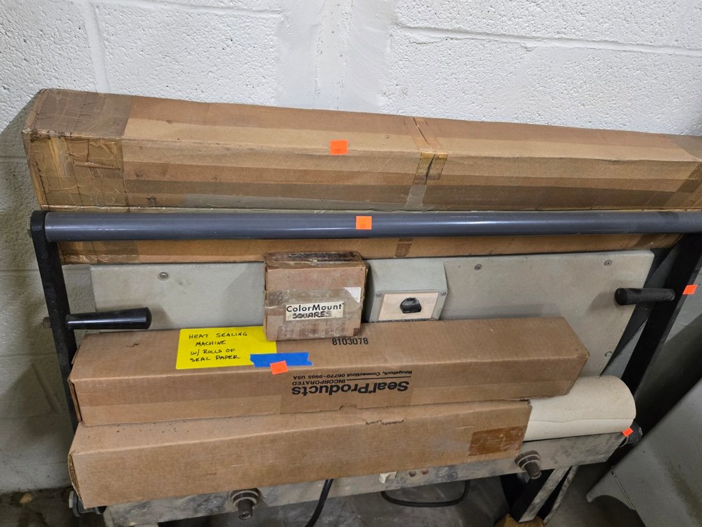 Heat Sealing Machine-Central Room
