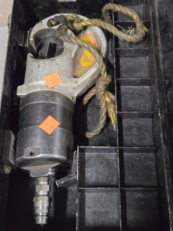 Burndy Hydraulic Crimping Tool NO Dies-Well Rm