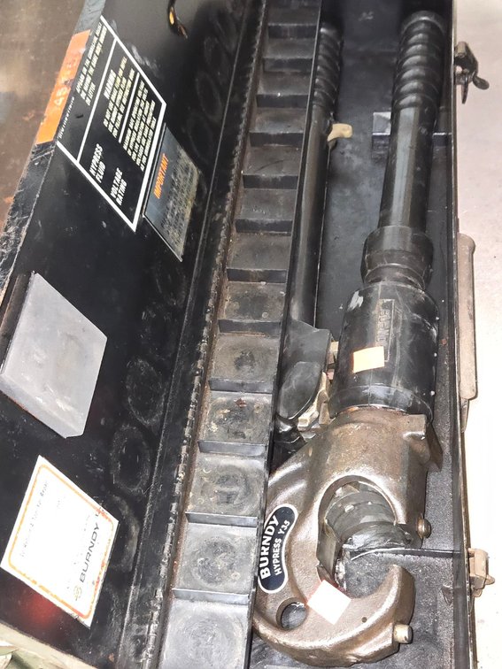 Lg. Hand Crimper-Well Room