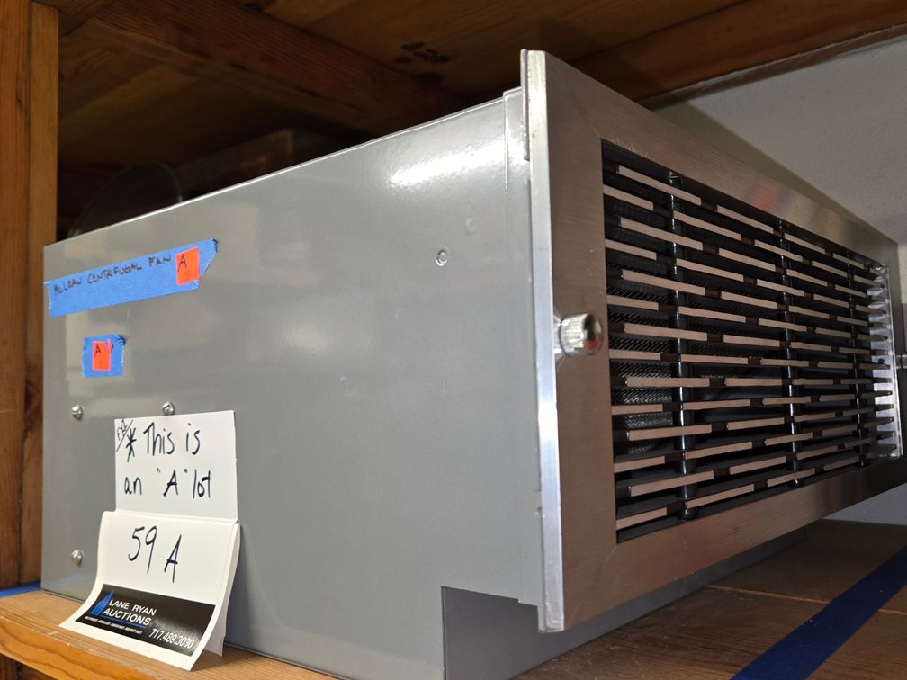 McClean Centrifuge-Light Rm