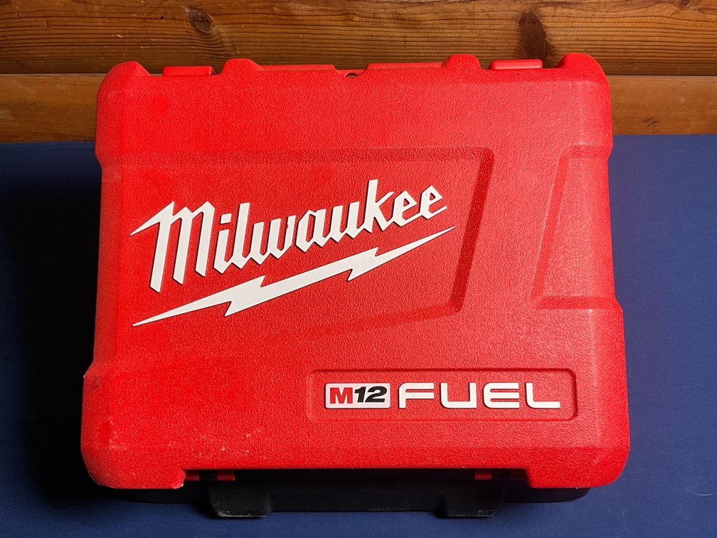 Milwaukee M12 Impact Driver/ Drill Driver