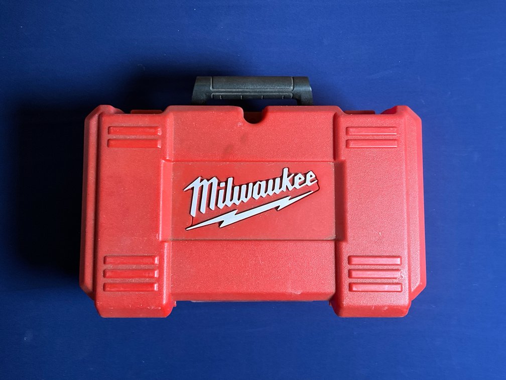 Milwaukee Random Orbit Sander