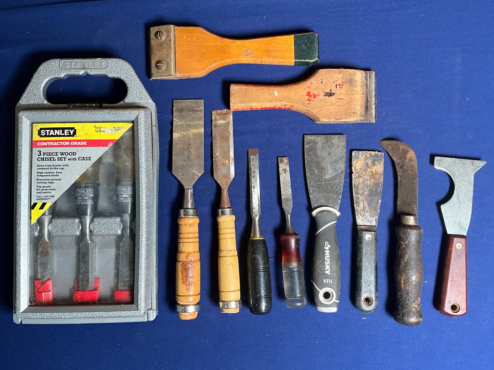 Wood Chisel / Scraper Lot