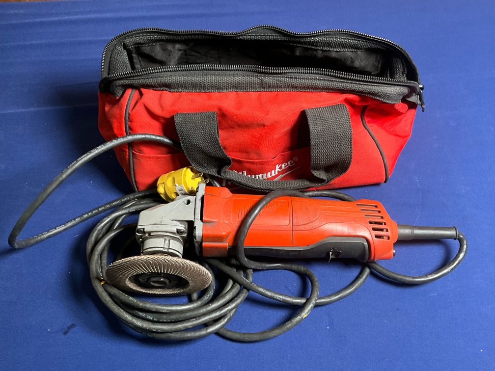 Milwaukee Sander-Grinder