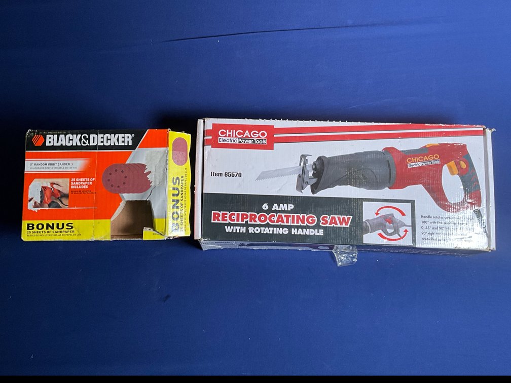 Reciprocating Saw/ Random Orbit Sander