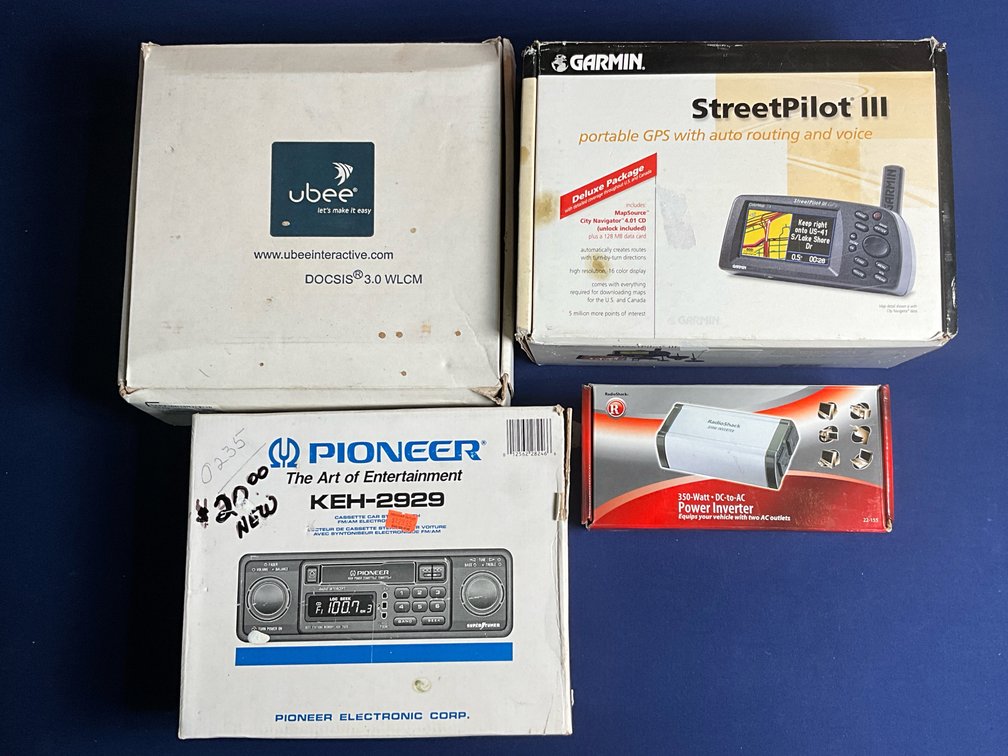 Garmin Street Pilot/ Cassette Car Stereo/Power Invertor