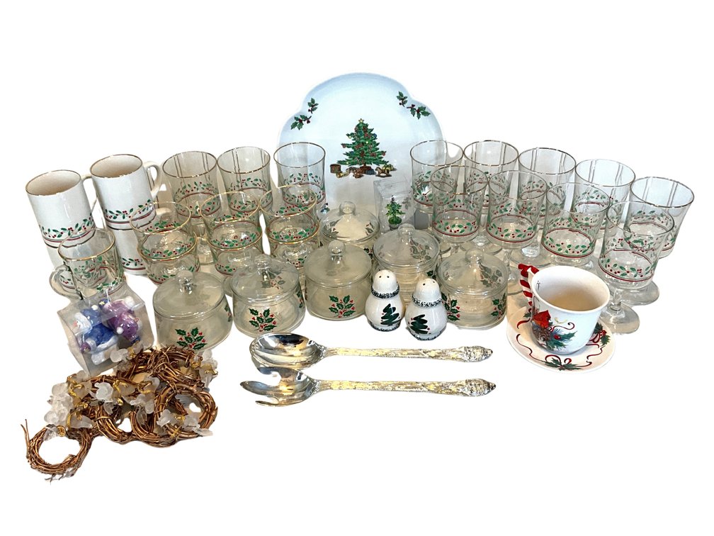 Christmas Holly Glassware and Holiday Serving Collection
