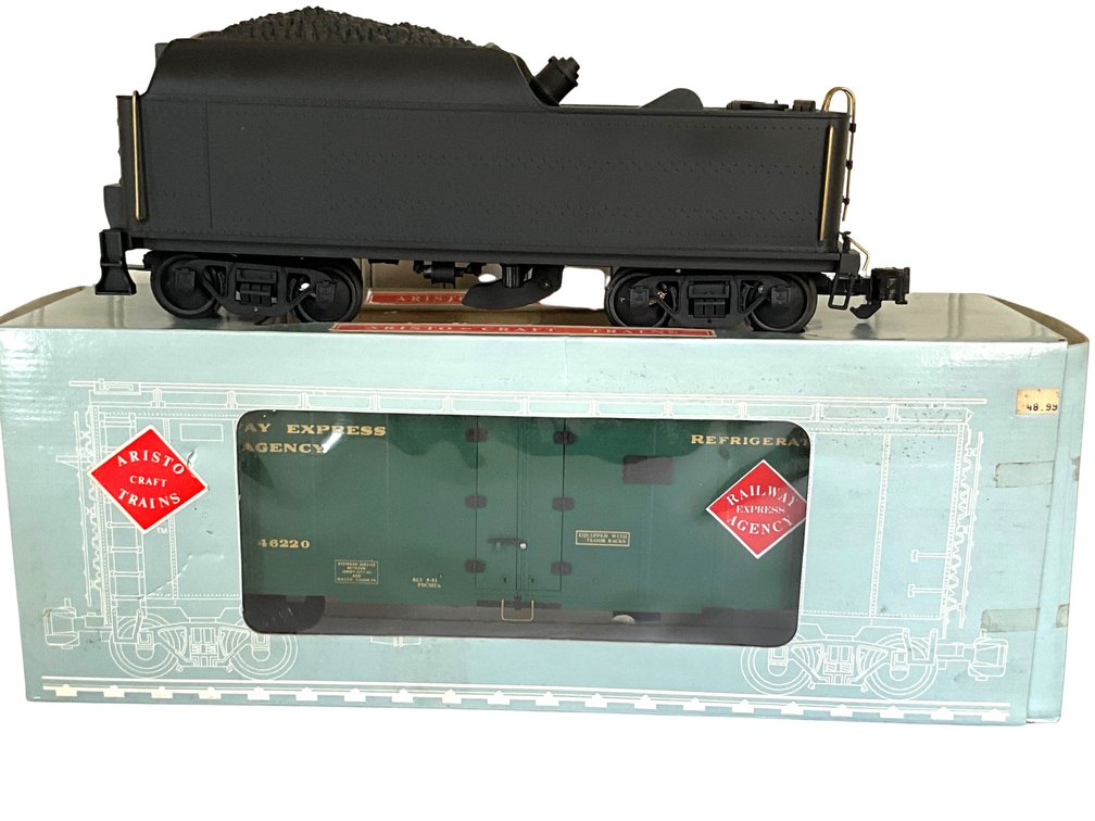 Aristo-Craft Trains Model Train Set with Steam Locomotive and Refrigerated Cars