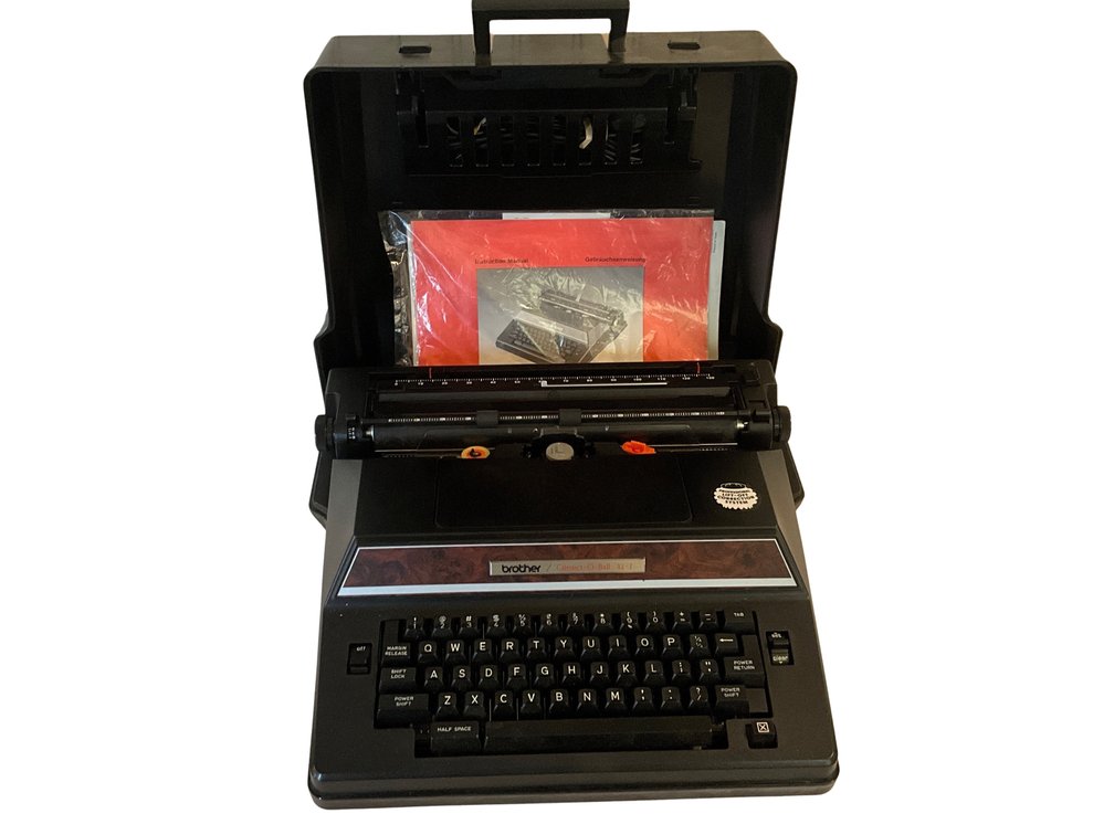 Brother Correct-O-Ball XL-I Typewriter with Case and Manual