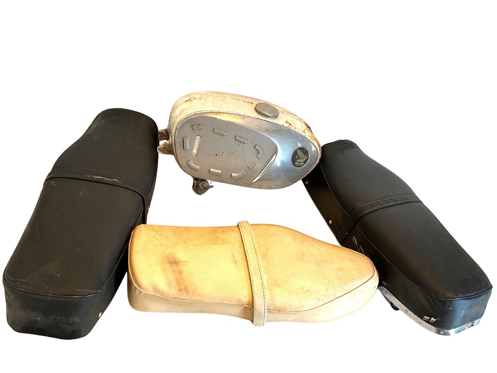 Honda CB160 Motorcycle Fuel Tank & Seats