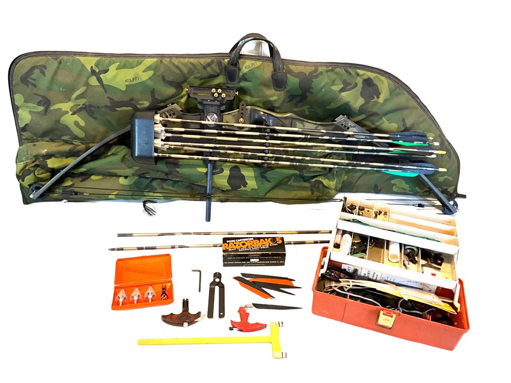 PSE Elite Compound Bow with Arrows, Case & Archery Accessories