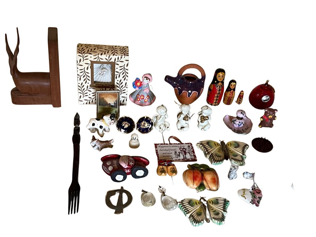 Decorative Figurines & Collectibles