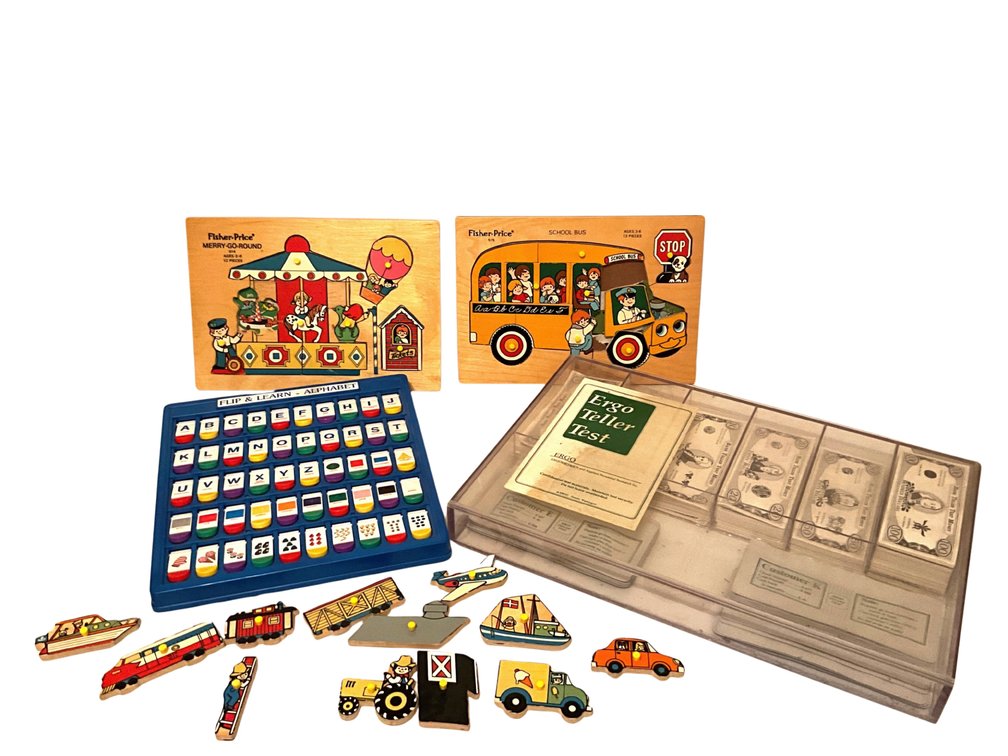 Fisher-Price Puzzles, Flip and Learn Alphabet and Teller Test Kit