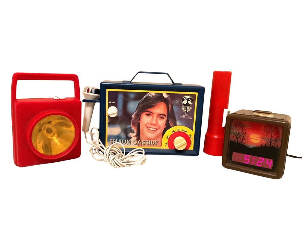 Shaun Cassidy Radio with Microphone, Sunset Digital Clock and Red Flashlights