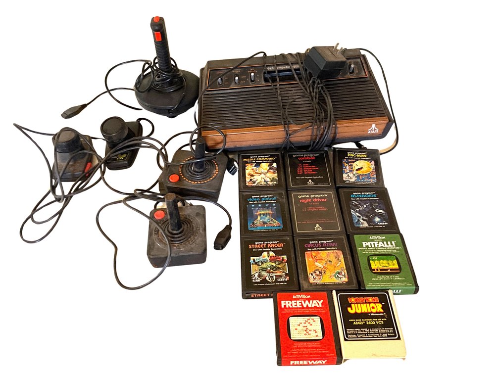 Atari 2600 Video Game System, Controllers & Games
