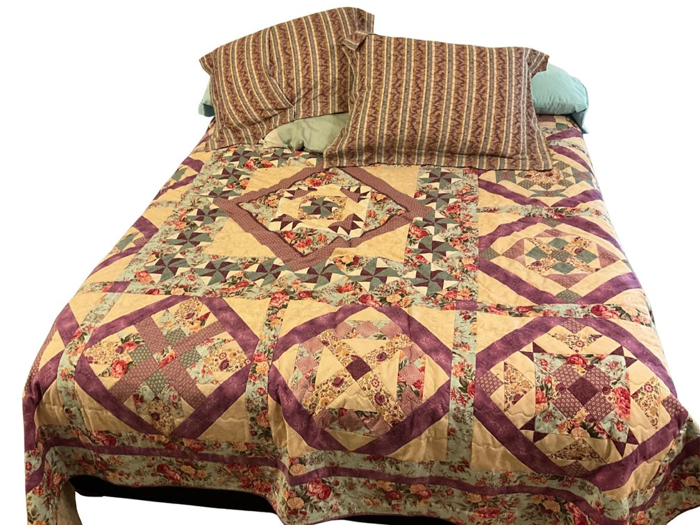 Metal Frame Bed with Rolling Casters