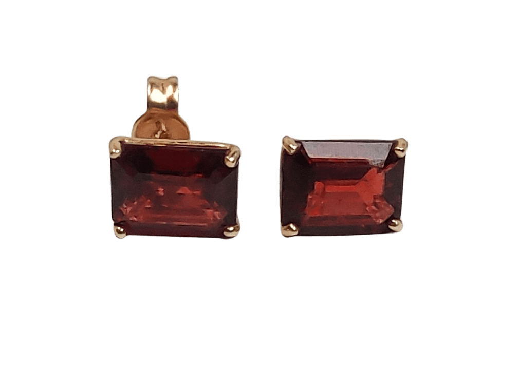 Lovely 10K Gold Garnet Stud Earrings