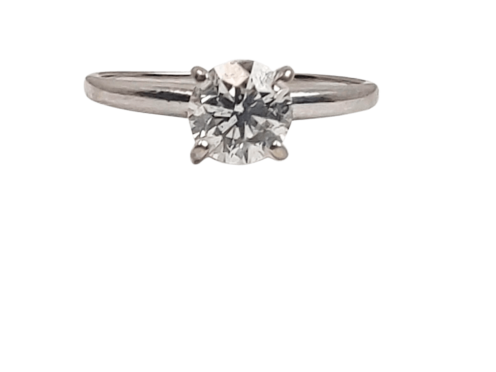 Magnificent 14K Gold Solitaire Engagement Ring 