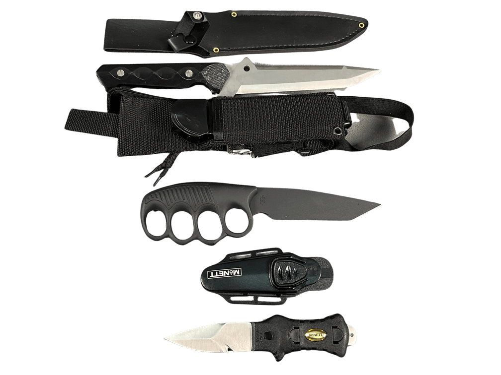 3 Fixed Blade Knives with Sheaths