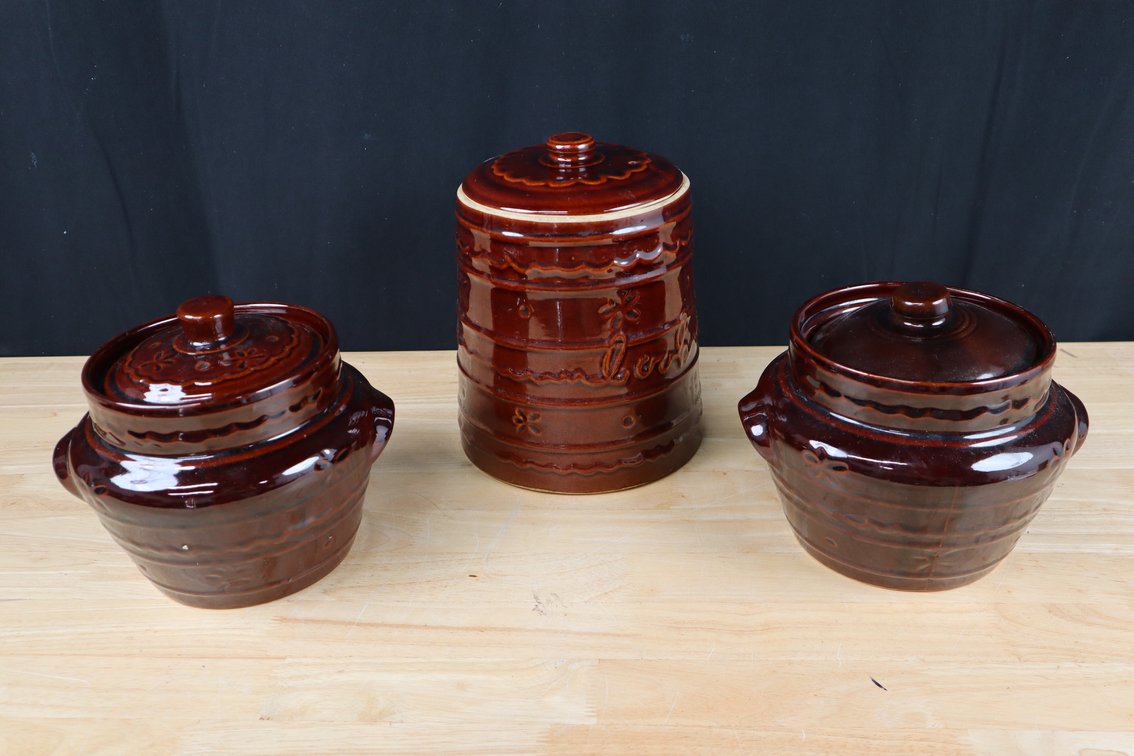 Collection of Vintage 1960's Marcrest Daisy Pottery, including Cookie Jar with Lid and (2) Bean Baker Pots with Lids