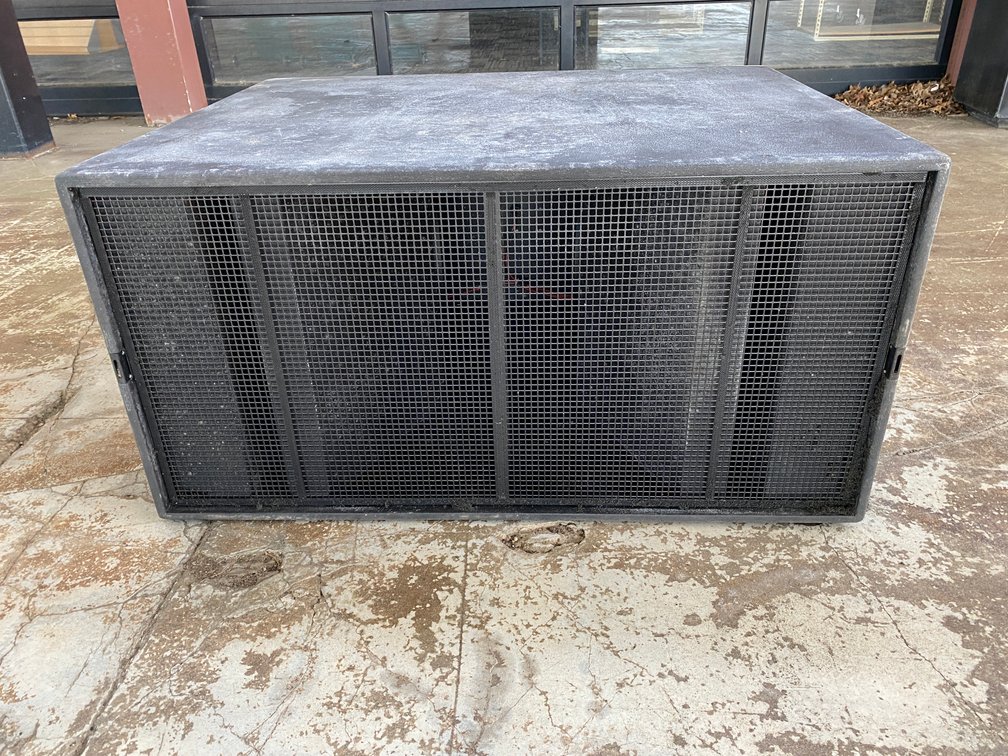 d&b Audiotechnik B2-SUB Subwoofer ( 2x18")