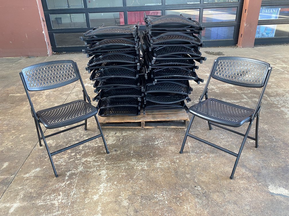 (36) Pallet of Mity Lite Folding Chairs 