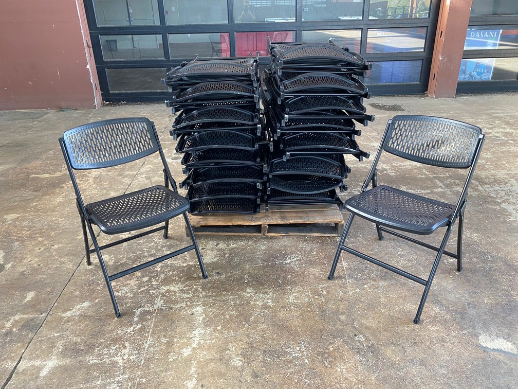 (36) Pallet of Mity Lite Folding Chairs 