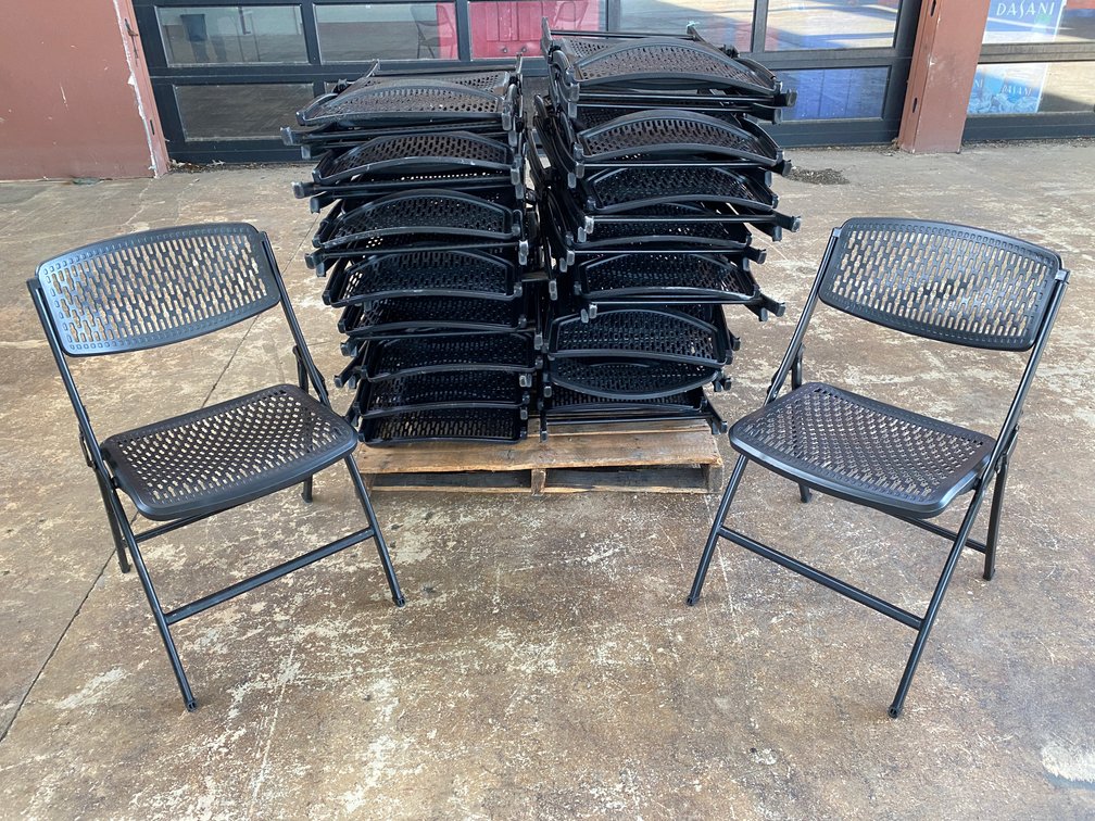 (36) Pallet of Mity Lite Folding Chairs 