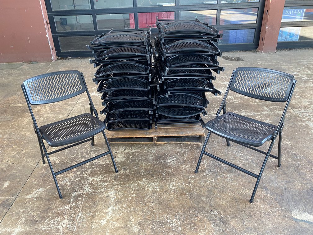 (36) Pallet of Mity Lite Folding Chairs 
