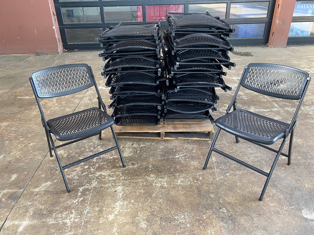 (36) Pallet of Mity Lite Folding Chairs 