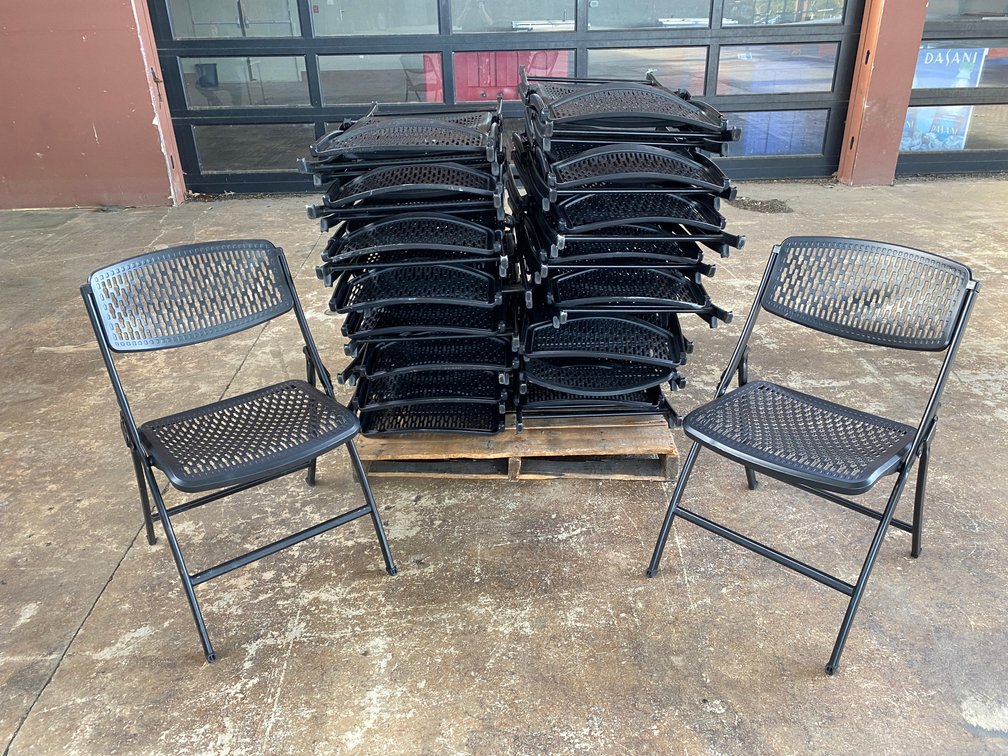 (36) Pallet of Mity Lite Folding Chairs 